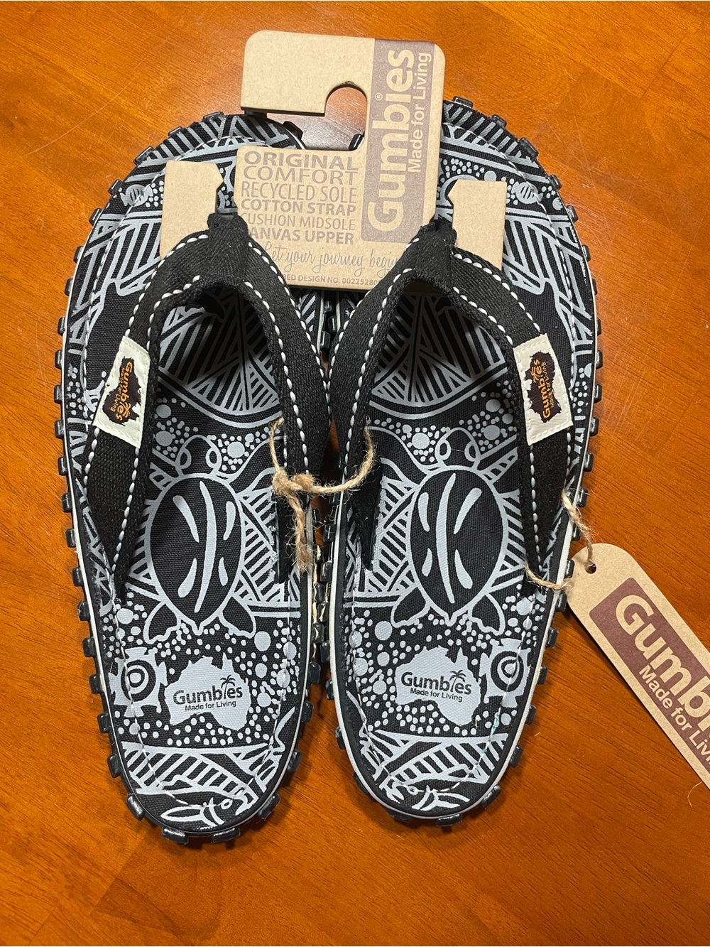 Men's Gumbies Islander Black Graphic Flip-Flops - Casual Sandals